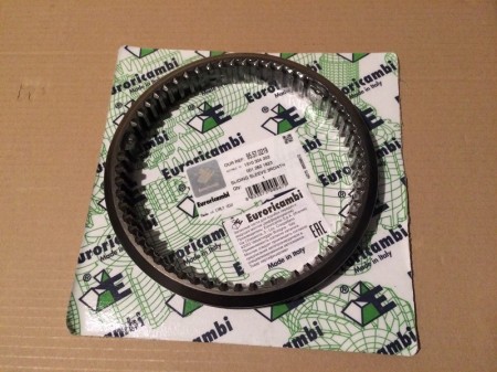 МУФТА СИНХРОНИЗАТОРА ДЕЛИТЕЛЯ